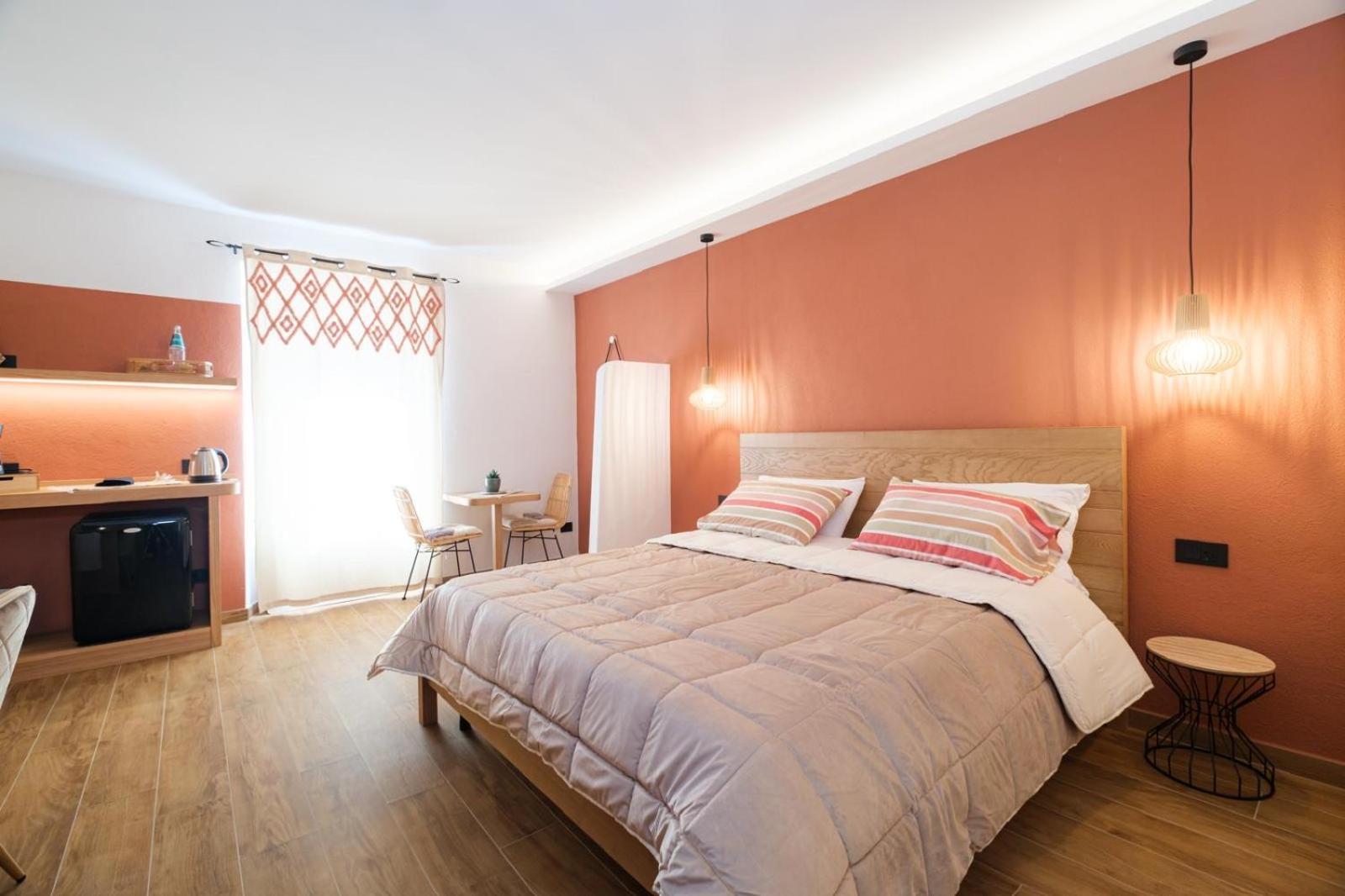 In Centro Da Carlotta Hotell Olbia Exteriör bild